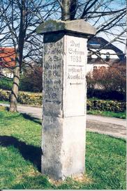 Postsäule in Sobrigau